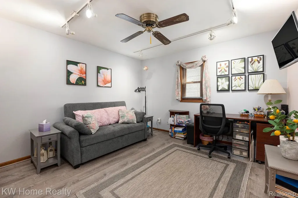 37881 Sunnybrook Street Harrison Charter Township MI 48045