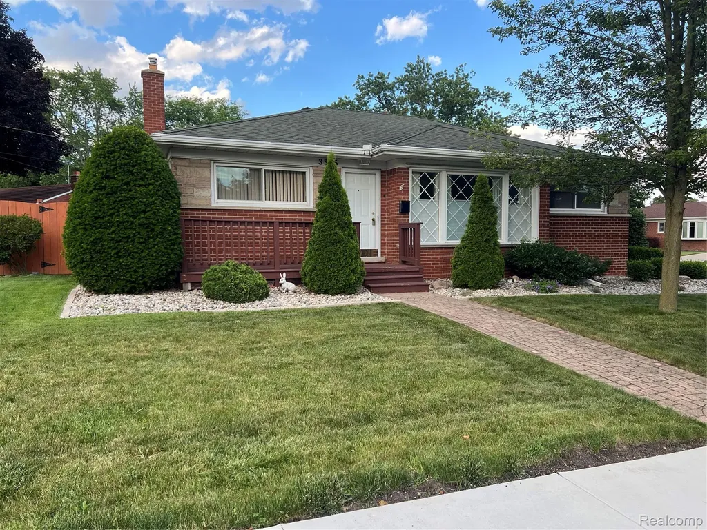 3555 Syckelmoore Street Trenton City MI 48183