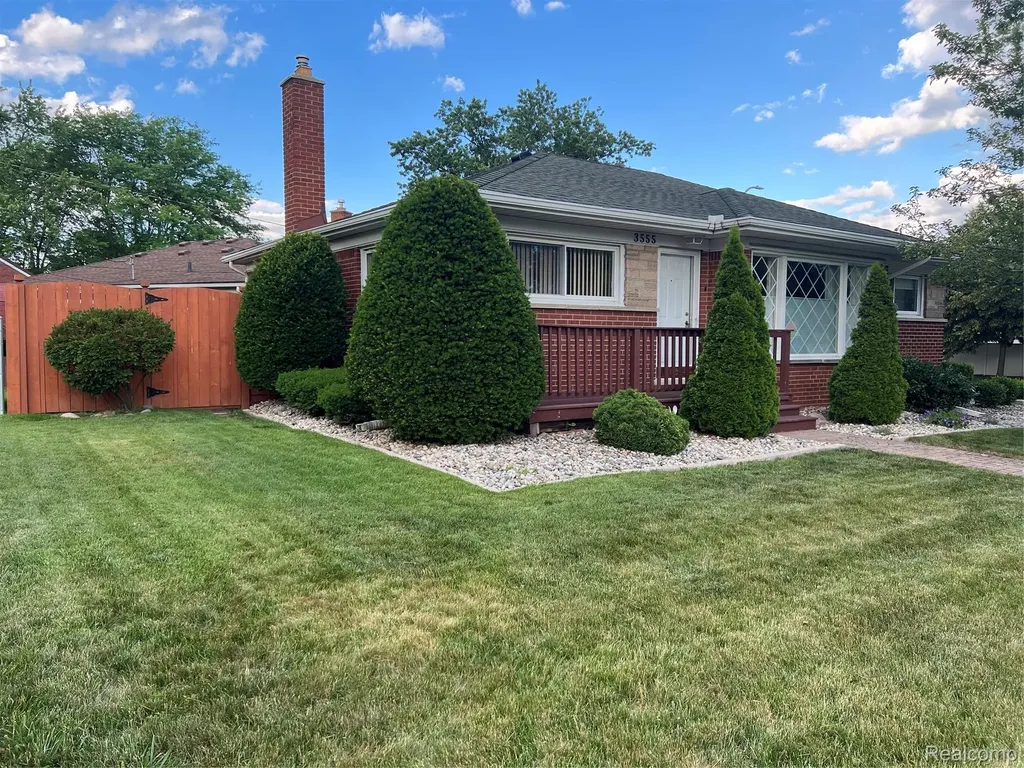 3555 Syckelmoore Street Trenton City MI 48183