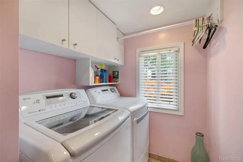 17493 Judy Court Macomb Township MI 48044