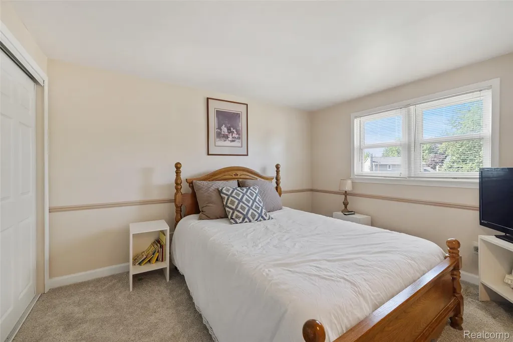 17493 Judy Court Macomb Township MI 48044