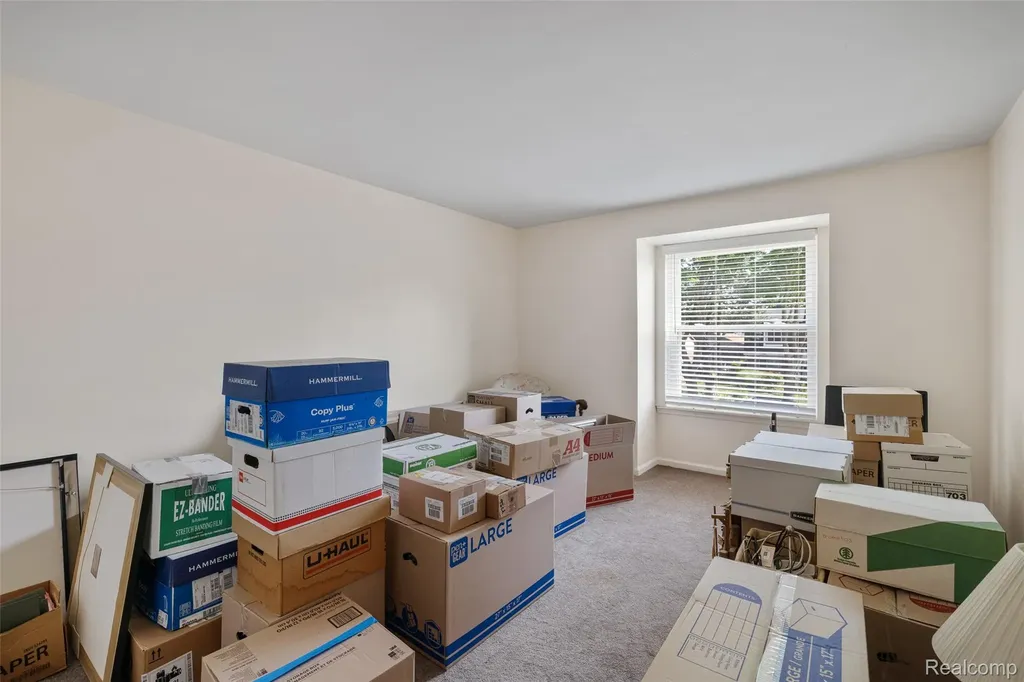 17493 Judy Court Macomb Township MI 48044