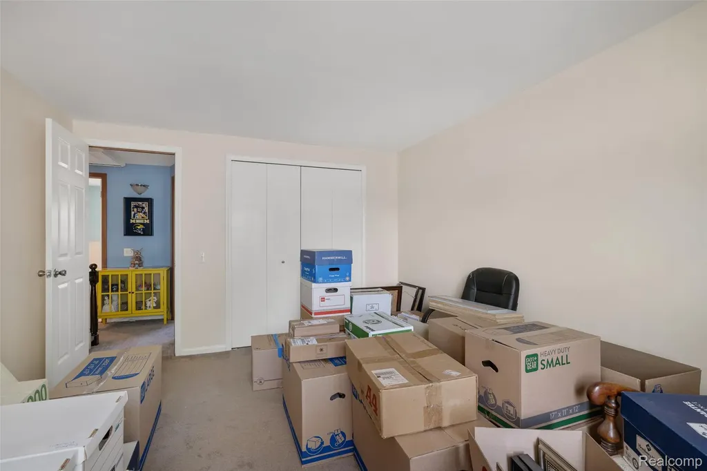 17493 Judy Court Macomb Township MI 48044