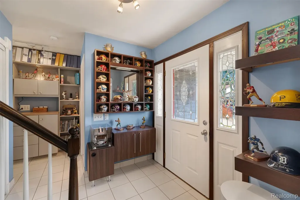 17493 Judy Court Macomb Township MI 48044