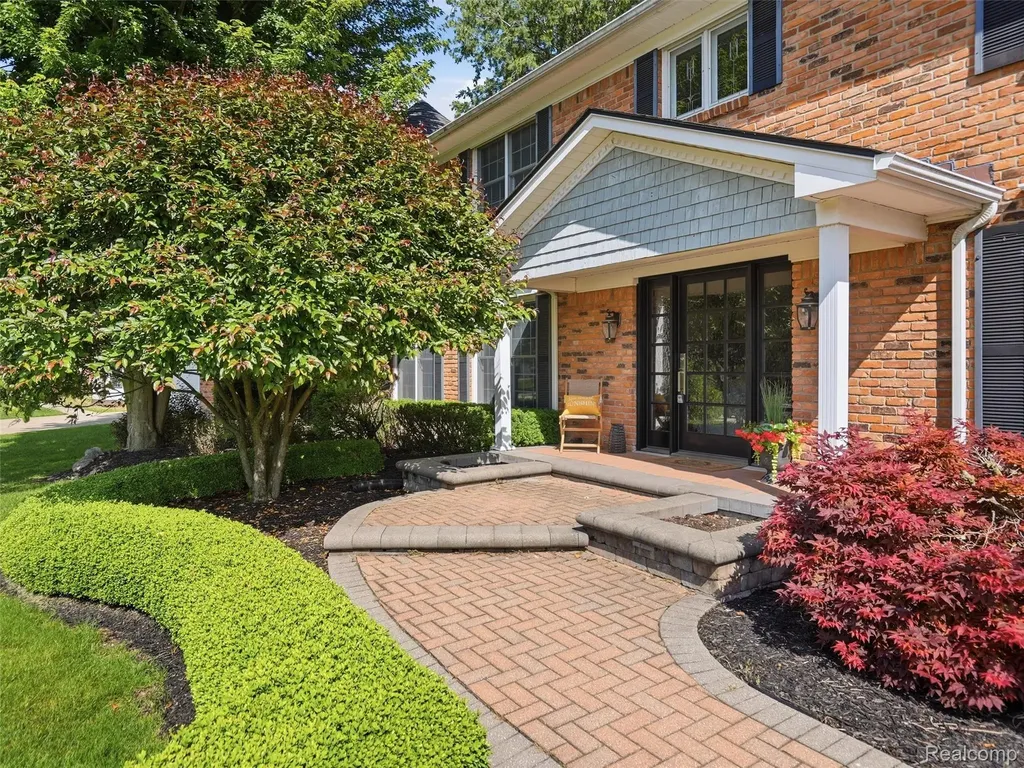 2463 Kimberly Fair Street Rochester Hills City MI 48309