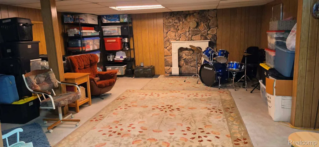 9175 Bernice Drive Hamburg Township MI 48169
