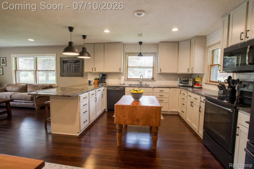 5278 Skelton Road Deerfield Township MI 48421