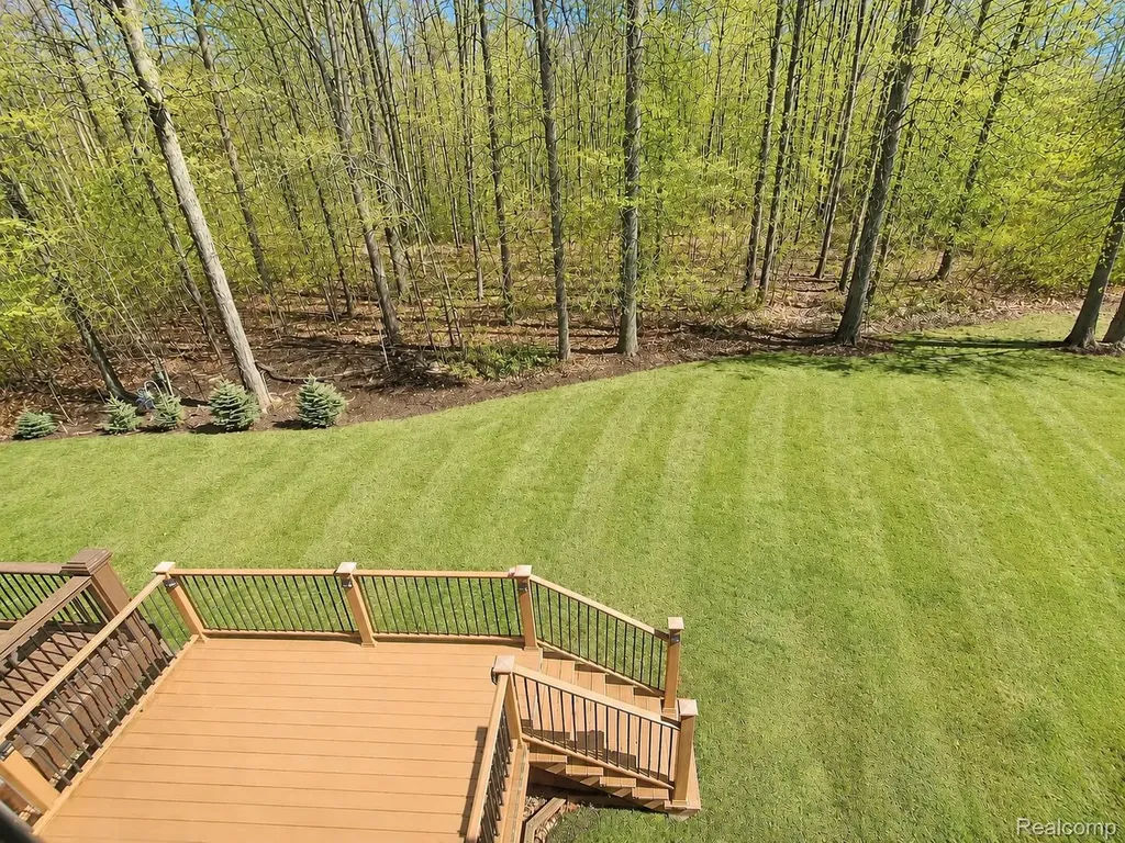 20789 Hummingbird Drive Brownstown Charter Township MI 48174