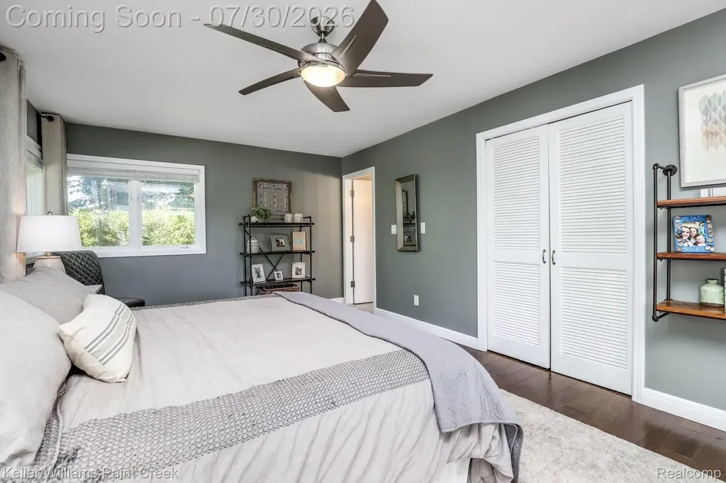 340 Whims Lane Oakland Charter Township MI 48306