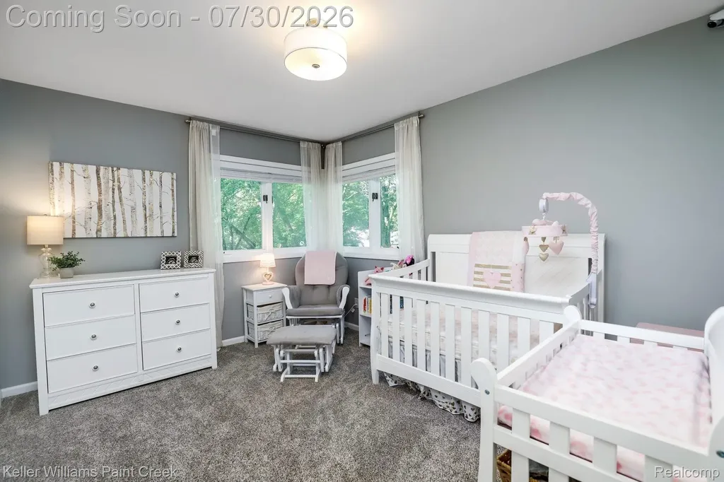 340 Whims Lane Oakland Charter Township MI 48306