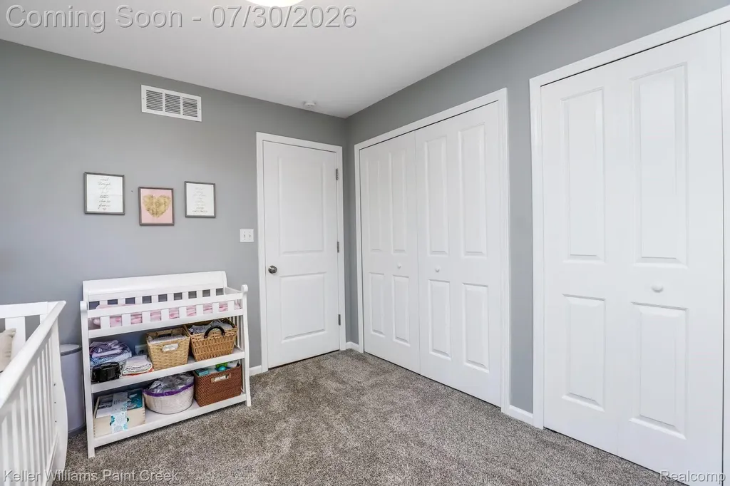 340 Whims Lane Oakland Charter Township MI 48306