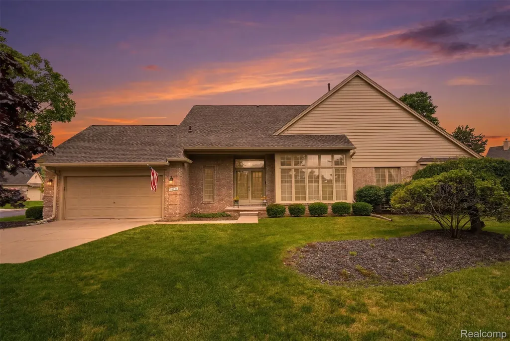 42675 Christina Drive Sterling Heights City MI 48313