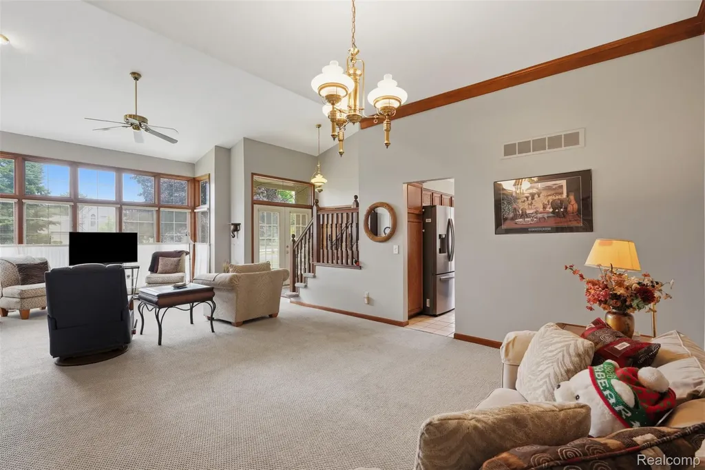 42675 Christina Drive Sterling Heights City MI 48313