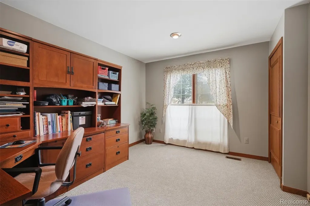 42675 Christina Drive Sterling Heights City MI 48313