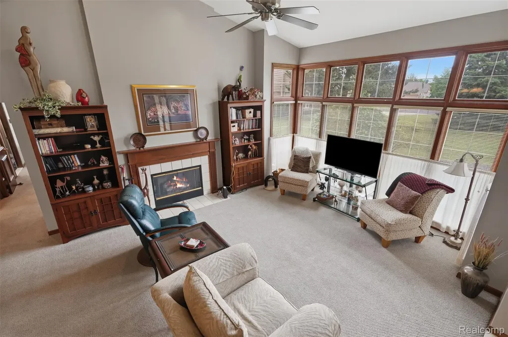 42675 Christina Drive Sterling Heights City MI 48313
