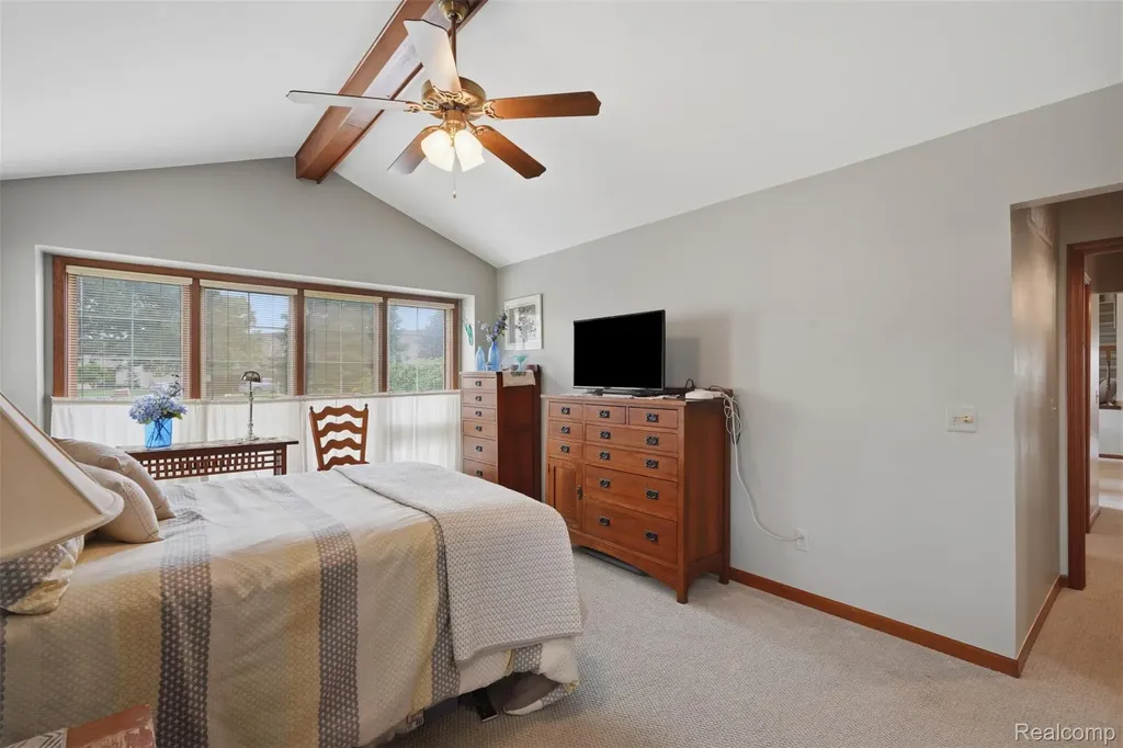 42675 Christina Drive Sterling Heights City MI 48313