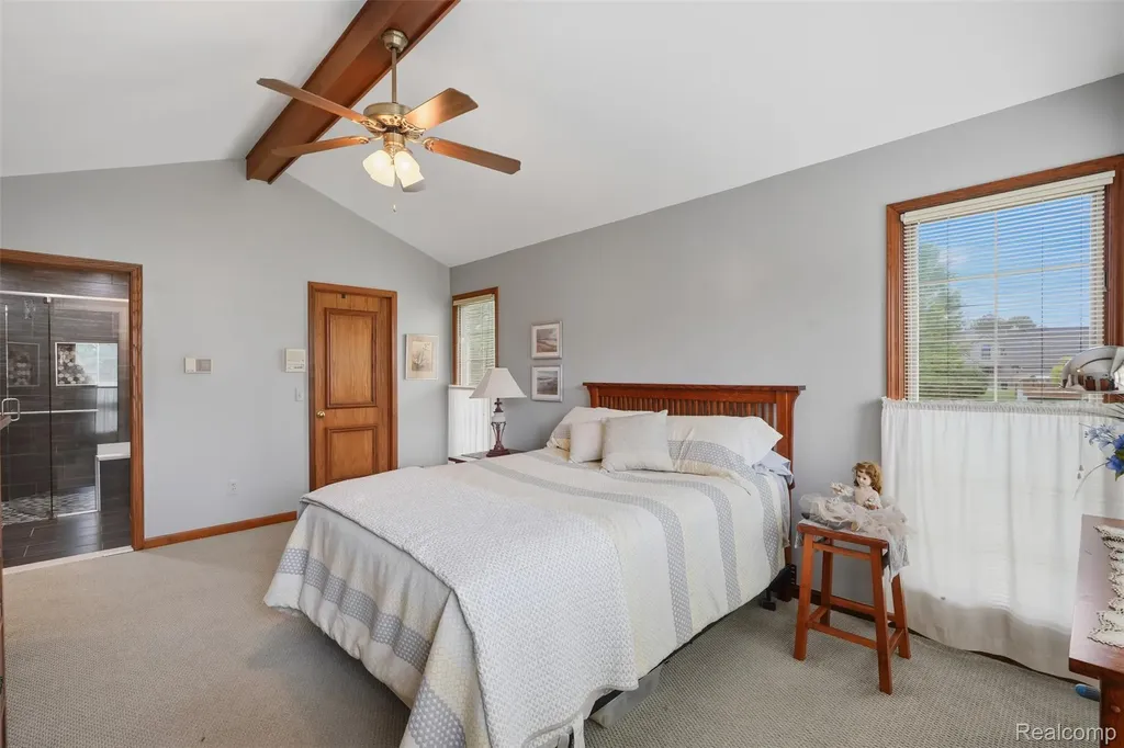 42675 Christina Drive Sterling Heights City MI 48313