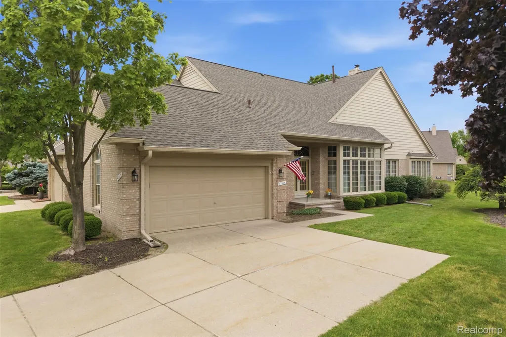 42675 Christina Drive Sterling Heights City MI 48313