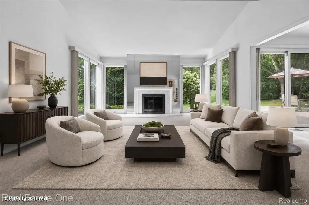 3400 Wedgewood Drive Rochester Hills City MI 48306