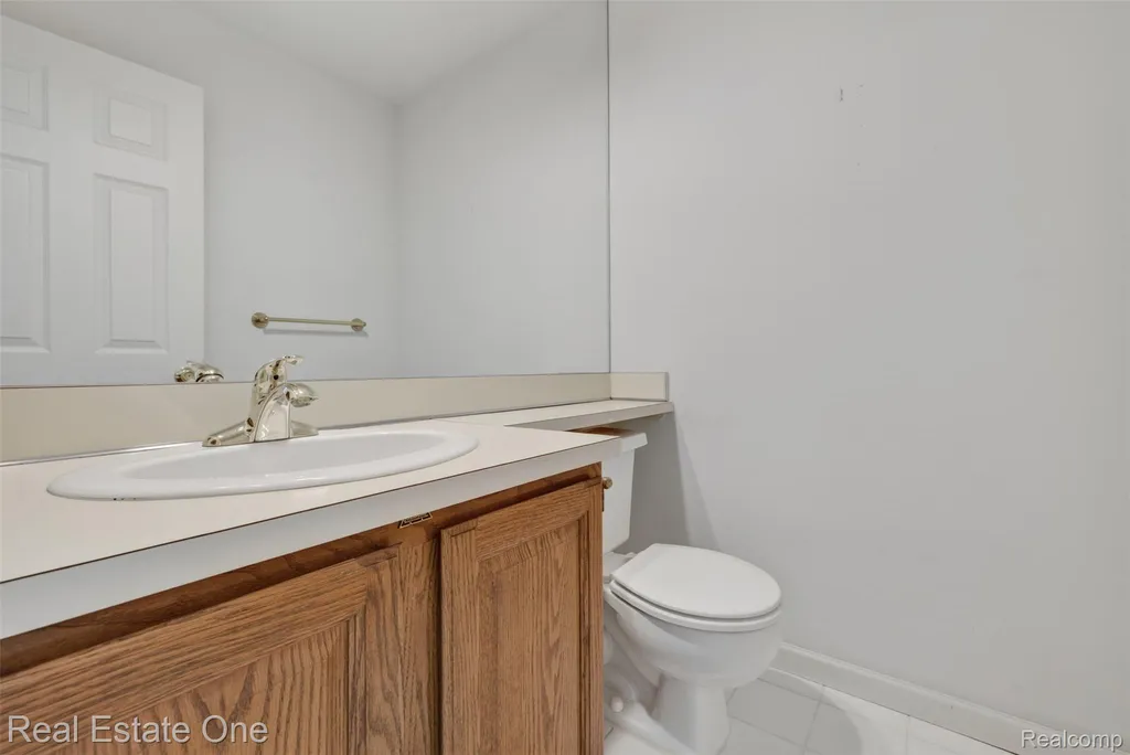 3400 Wedgewood Drive Rochester Hills City MI 48306