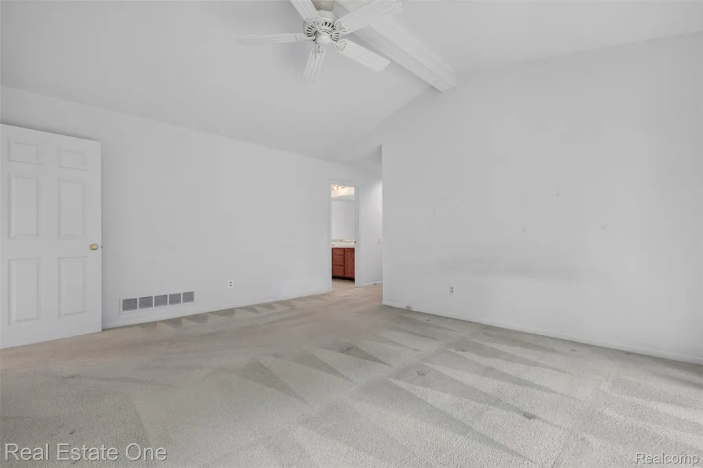 3400 Wedgewood Drive Rochester Hills City MI 48306