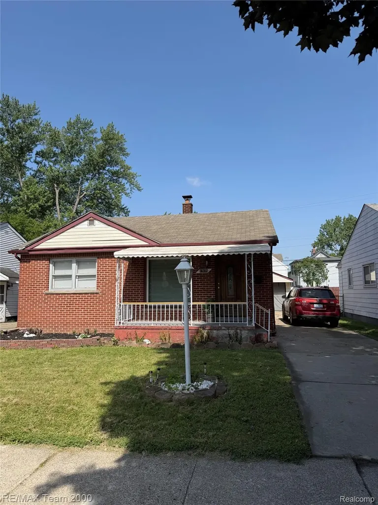 17475 Prospect Street Melvindale City MI 48122