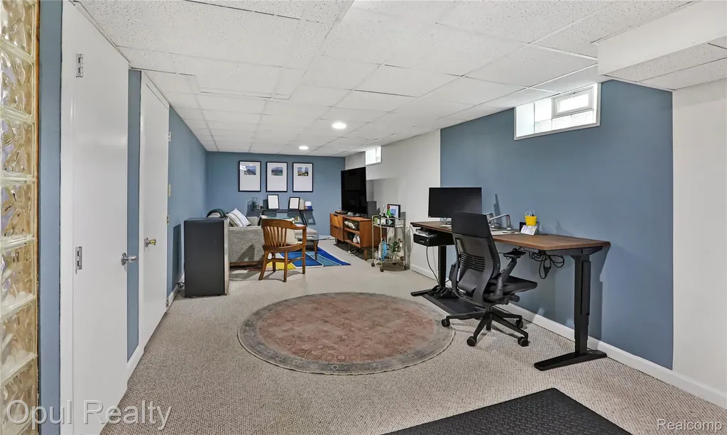 905 Forestdale Road Royal Oak City MI 48067