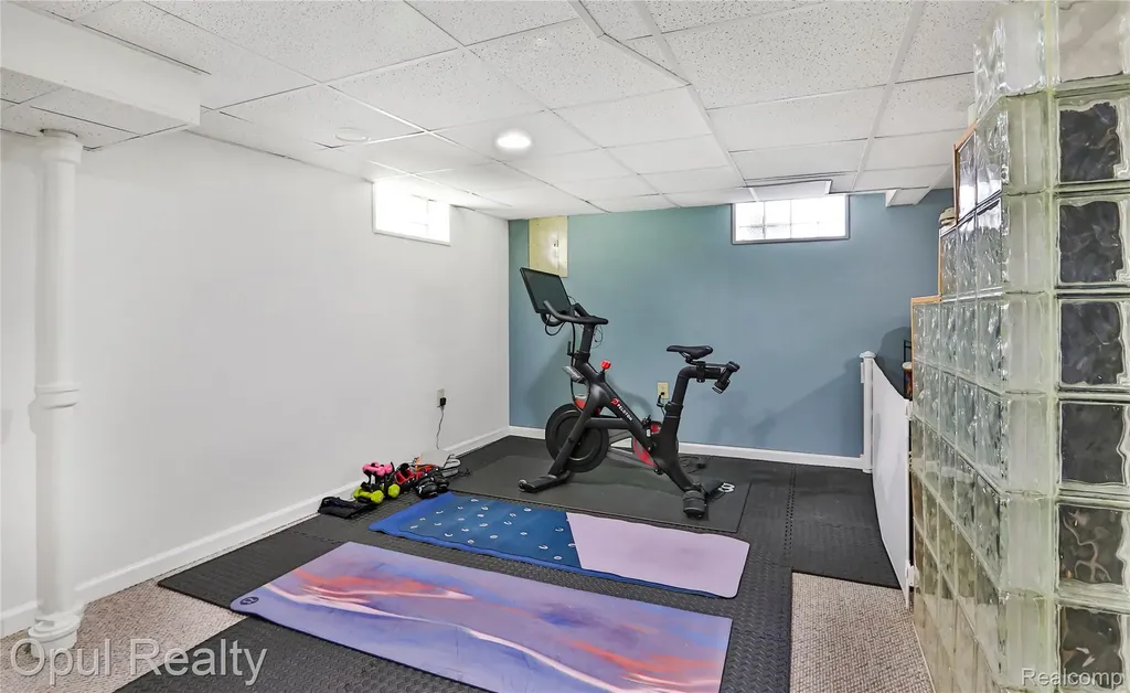 905 Forestdale Road Royal Oak City MI 48067
