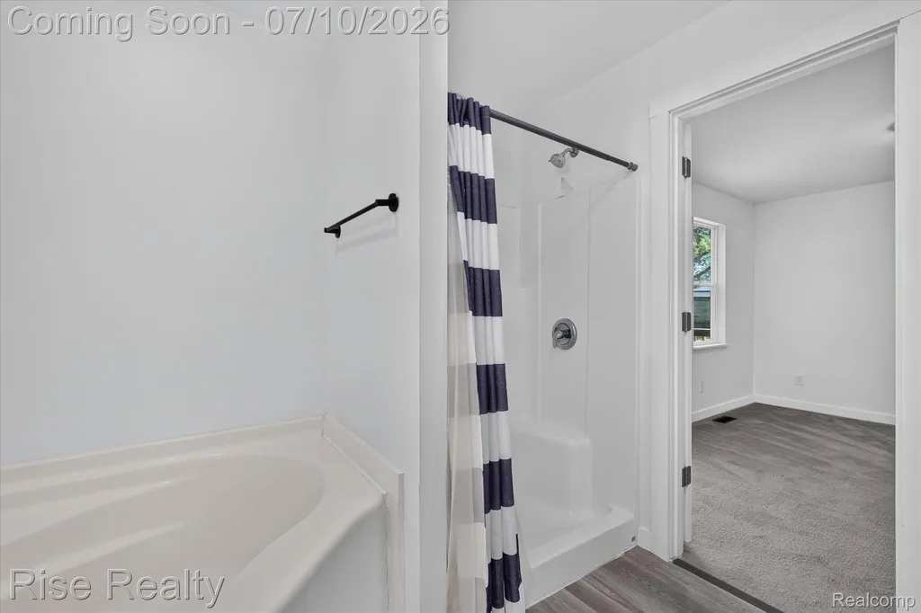 6560 Lowell Drive Green Oak Township MI 48116
