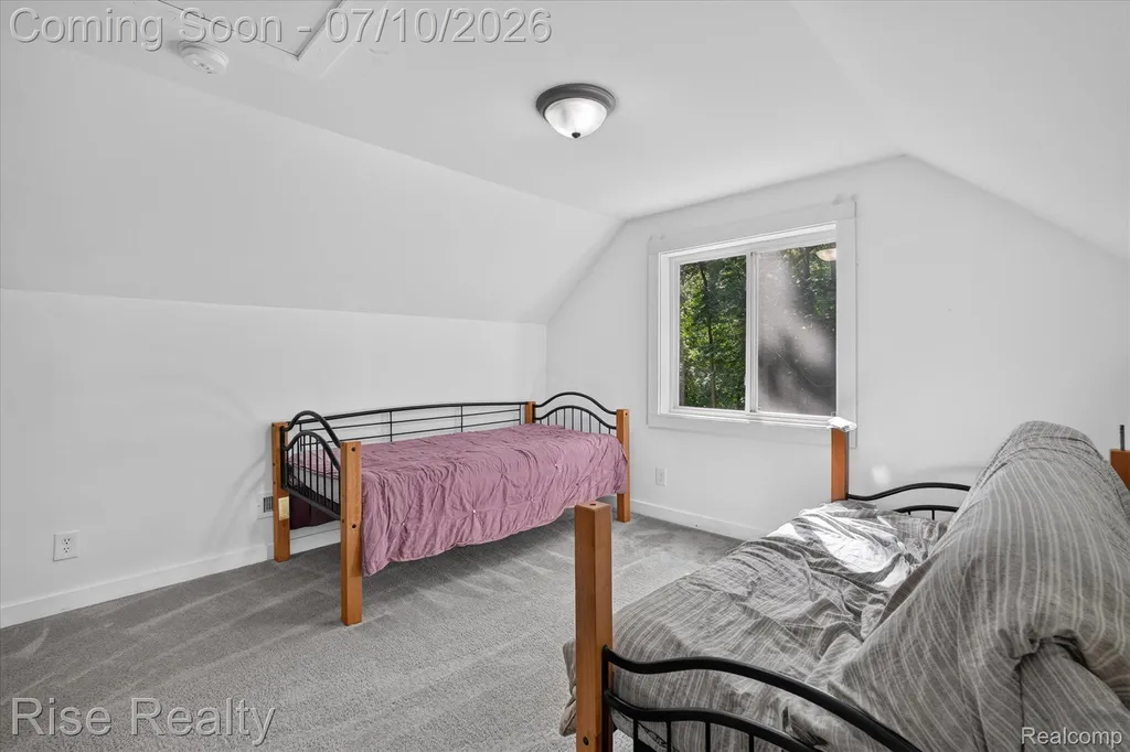 6560 Lowell Drive Green Oak Township MI 48116