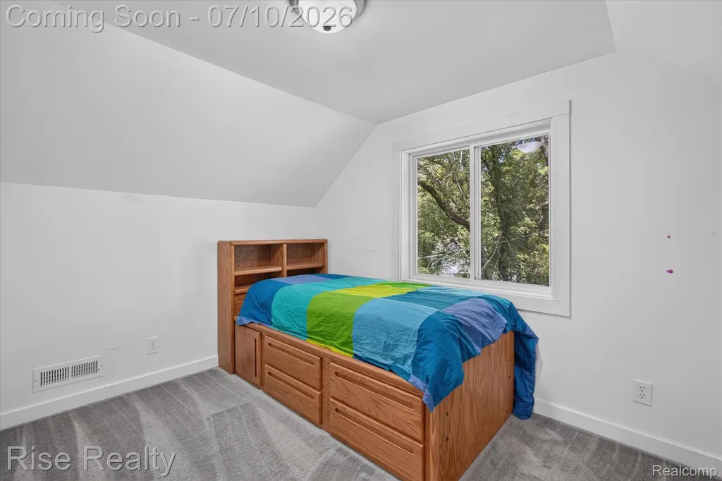 6560 Lowell Drive Green Oak Township MI 48116