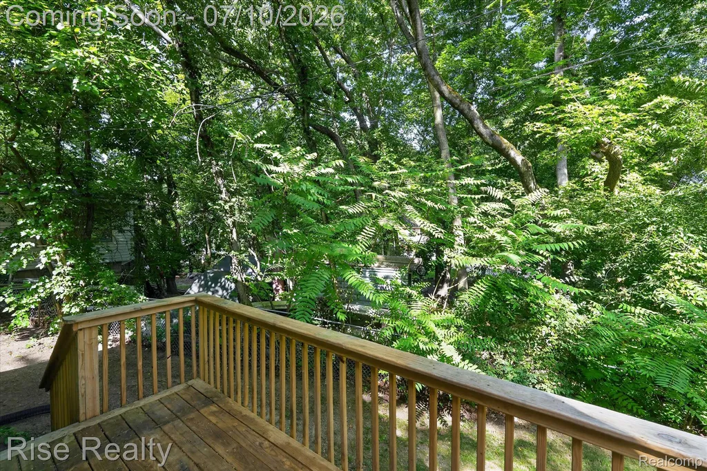 6560 Lowell Drive Green Oak Township MI 48116