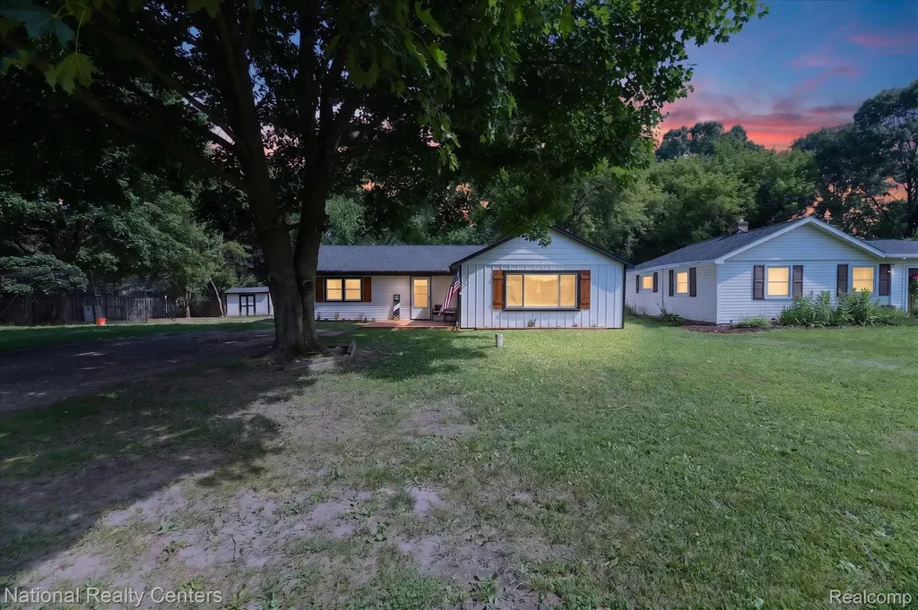4714 Monterey Avenue Independence Charter Township MI 48348