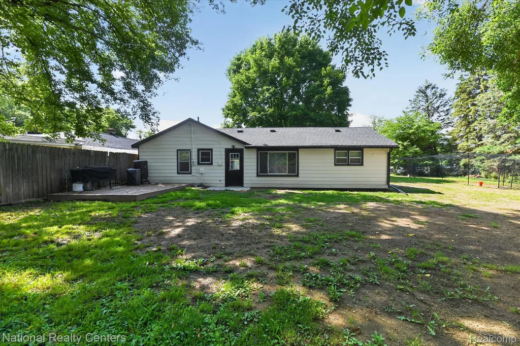 4714 Monterey Avenue Independence Charter Township MI 48348