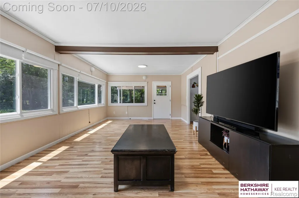8025 Fieldcrest Drive Green Oak Township MI 48116