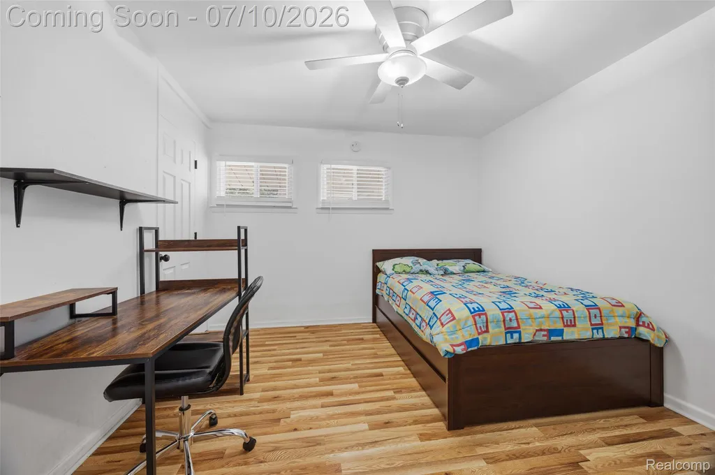 8025 Fieldcrest Drive Green Oak Township MI 48116