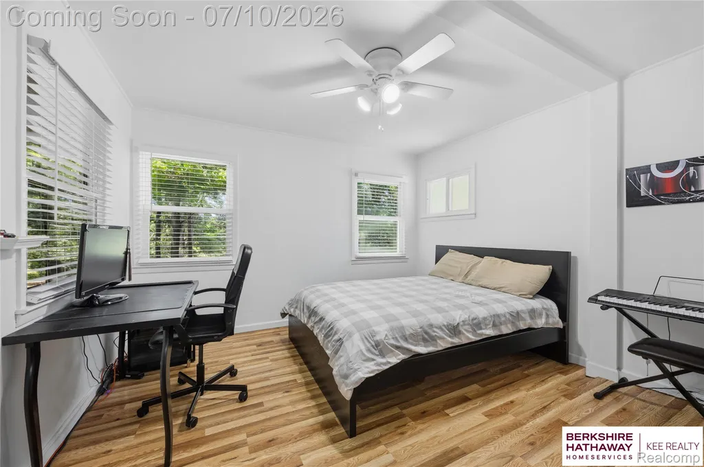 8025 Fieldcrest Drive Green Oak Township MI 48116