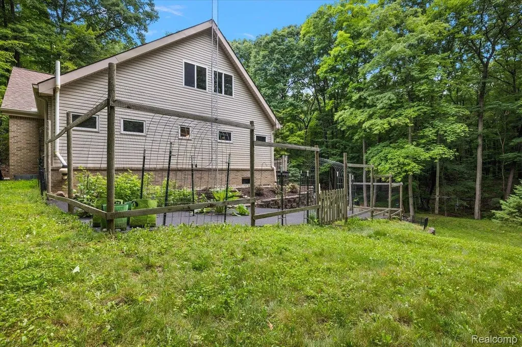 4219 Gardner Road Metamora Township MI 48455
