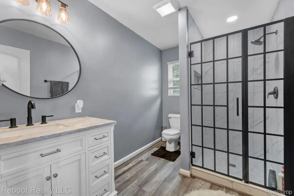 6555 Skylar Lane Waterford Charter Township MI 48327