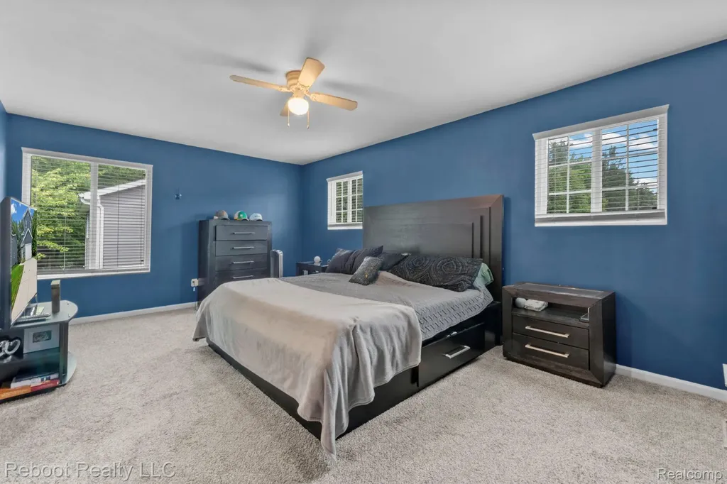 6555 Skylar Lane Waterford Charter Township MI 48327