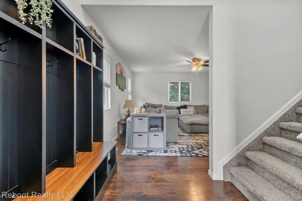 6555 Skylar Lane Waterford Charter Township MI 48327