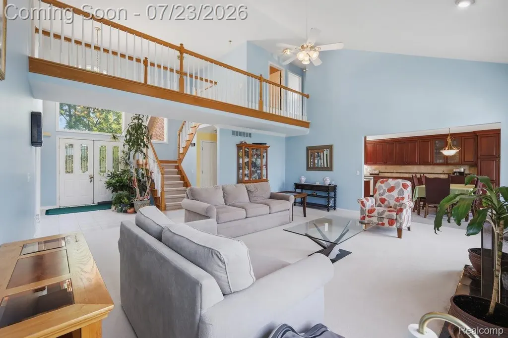 15127 Meadowfield Drive Shelby Charter Township MI 48315