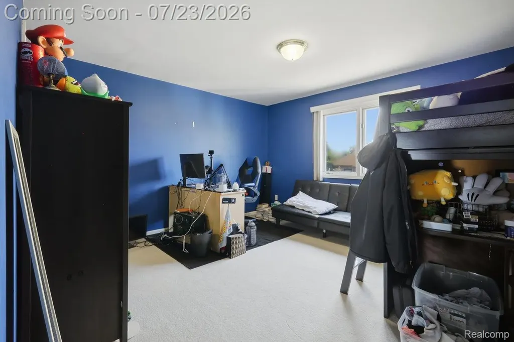 15127 Meadowfield Drive Shelby Charter Township MI 48315