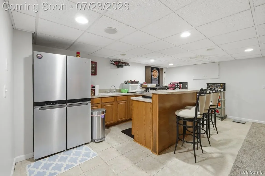 15127 Meadowfield Drive Shelby Charter Township MI 48315