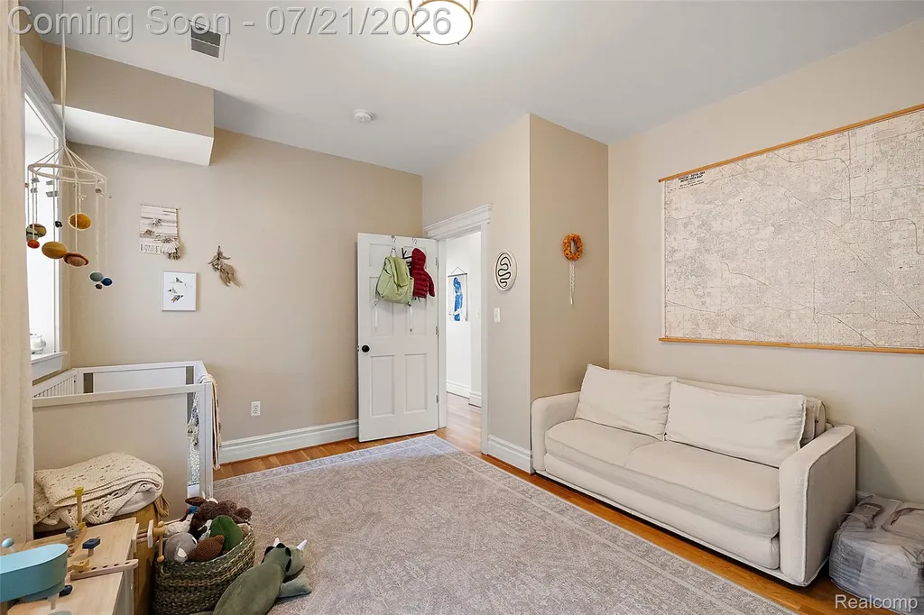 443 E Ferry Street Detroit City MI 48202
