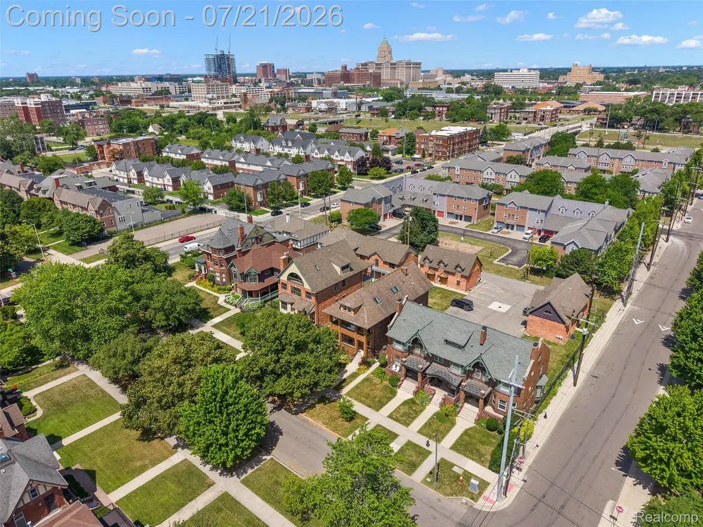 443 E Ferry Street Detroit City MI 48202