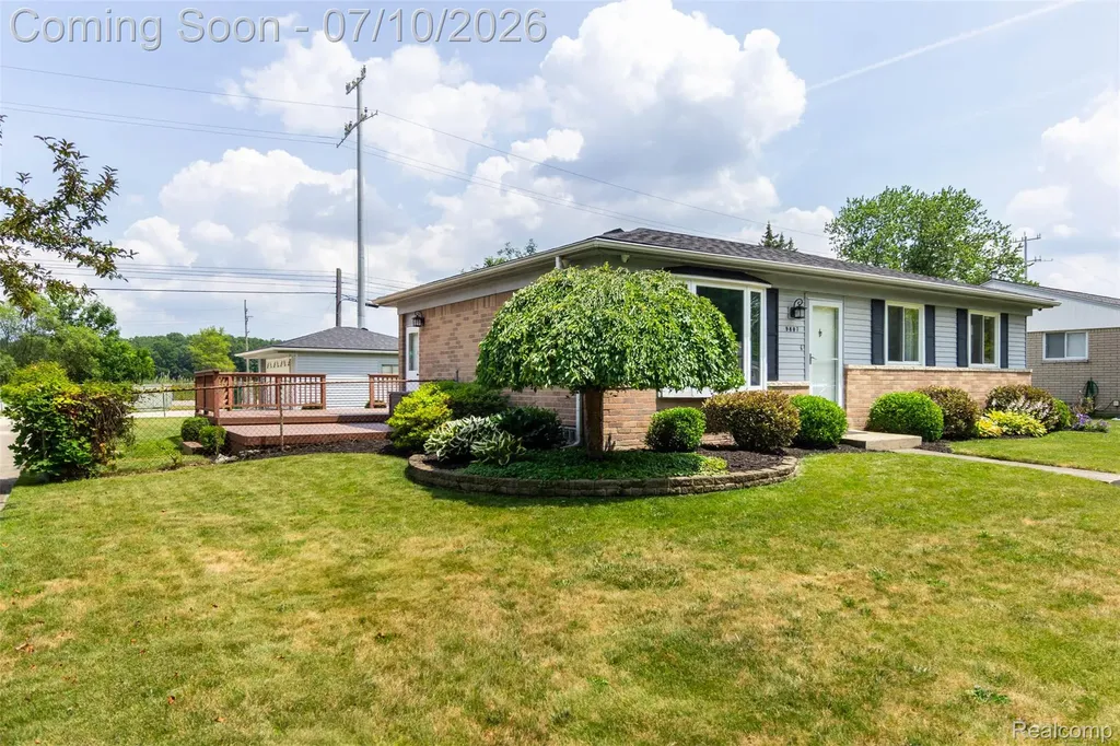 9807 Fairbanks Street Van Buren Charter Township MI 48111