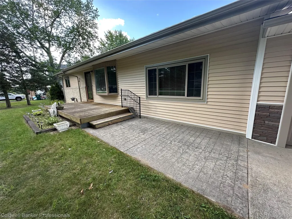 68 Plum Creek Road Mayfield Township MI 48446