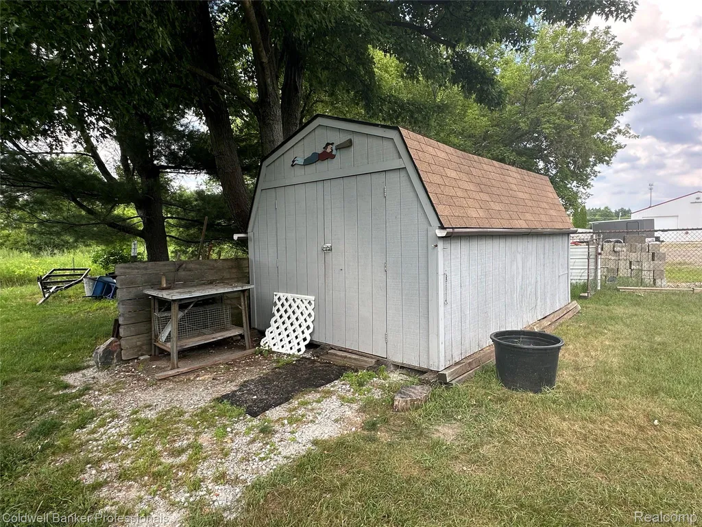 68 Plum Creek Road Mayfield Township MI 48446