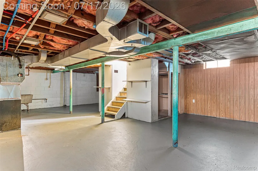 19789 Plainview Avenue Detroit City MI 48219